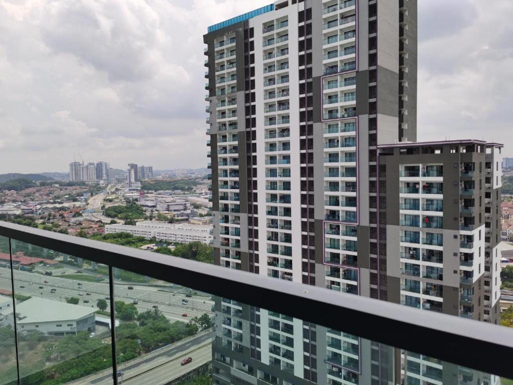 Landmark Residence 2 Service Apartment 5Min To Mrt 20Min To Kl กาจัง ภายนอก รูปภาพ